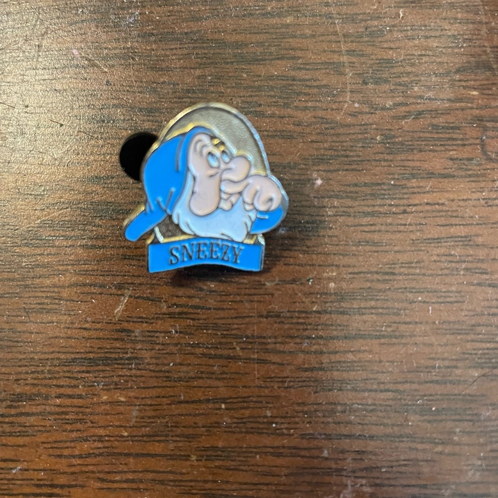 Blue and Silver Sneezy Pin